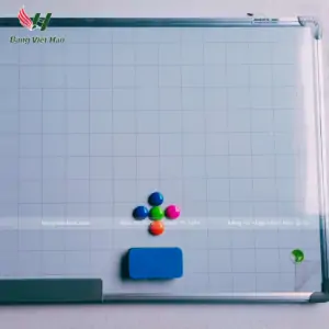 Bảng trắng kẻ ô li